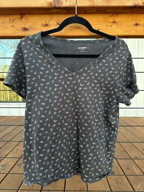 Old Navy Black V-Neck Tee with Small Pink & Green Floral Print